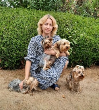 В Великобритании украинка с четырьмя собаками может оказаться на улице — фото 1