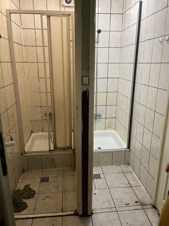 Польща. У хостелі для українців тече дах, нема гарячої води, брудно — фото 1