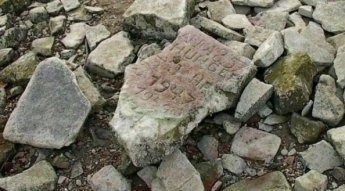 У річках Європи через рекордну посуху можна побачити «голодні камені» — фото 1