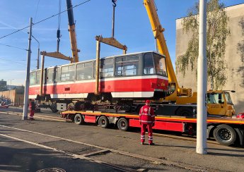 Прага начала отправку подаренных Украине трамваев — фото 1