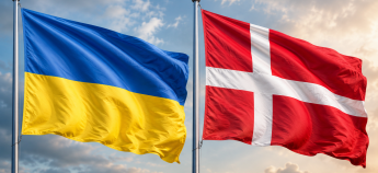 Прапори України та Данії