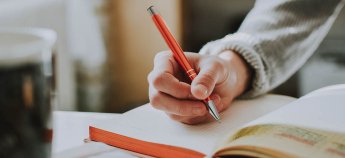 Українським медикам та вчителям пропонують в Чехії навчання й роботу