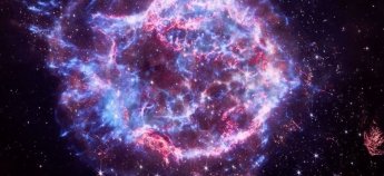 Космос в цветах флага США от NASA