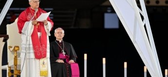 Папа Лев XIV благословил медицинский конвой для Украины