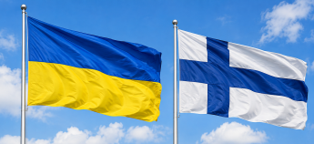 Прапори Фінляндії та України