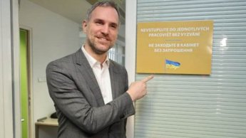 Чехия заработала на украинских беженцах 4,4 миллиарда крон за полгода