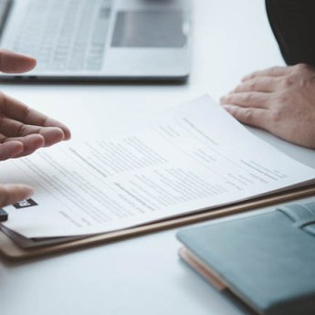 У Варшаві українцям надають безкоштовні консультації з відкриття бізнесу