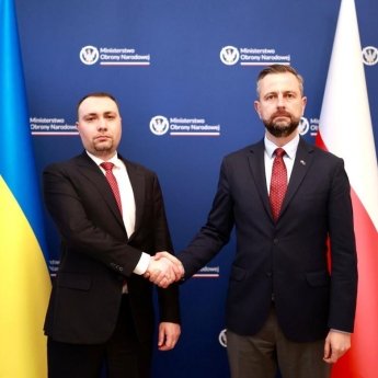 Воєнний міністр Польщі розповів Буданову, що не так з рішенням Зеленського про "підрозділ імені УПА"