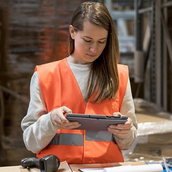 Робота у Франції: які вакансії та зарплату пропонують українцям без знання мови