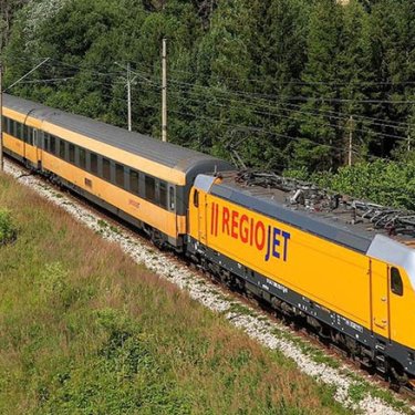 Чеська компанія хоче запустити потяг з Ганновера до кордону з Україною