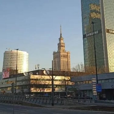 У Варшаві відкрився новий центр допомоги для українців