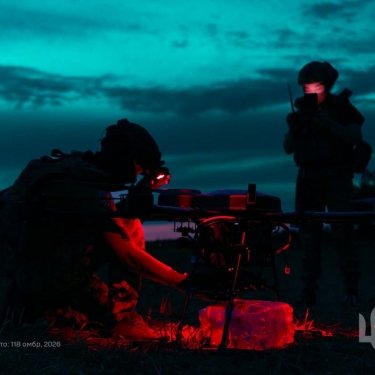 Оператори БПЛА ЗСУ на нічних позиціях