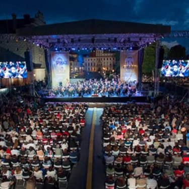 В Праге можно будет сходить на бесплатный концерт симфонического оркестра