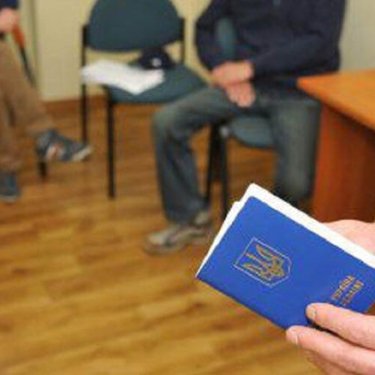 Украинец нелегально привез 12 турок на территорию Польши в одном автомобиле