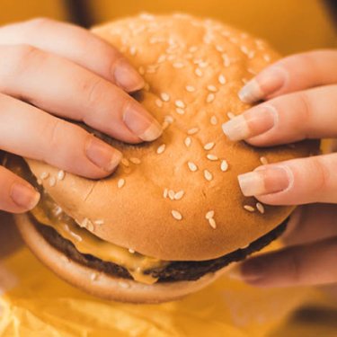 McDonald’s відновлює роботу в Україні
