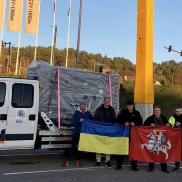 Литовцы собрали средства на 13 генераторов для Украины