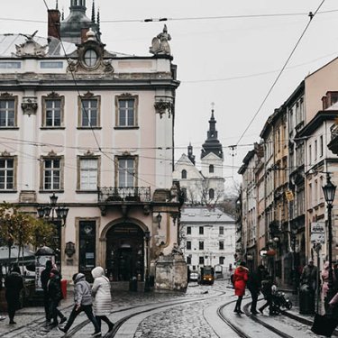 Сколько стоят квартиры в Львове в сравнении с Варшавой