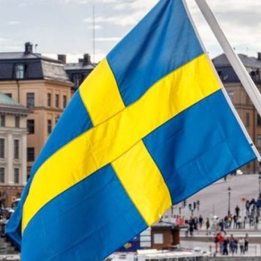 Украинские беженцы в Швеции просят дать им номер социального страхования