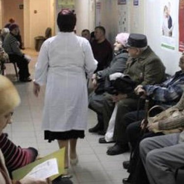 Украинцы шокированы очередями к латвийским медикам
