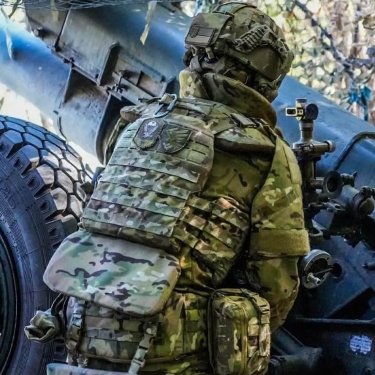 Артиллерист 95 ОДШБр на линии фронта
