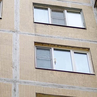 Українець випав з вікна готелю у Польщі