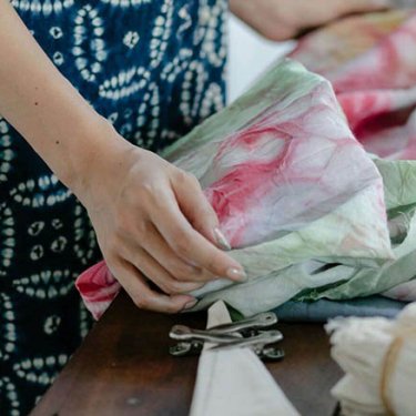 У Кракові пройде безкоштовний майстер-клас з натурального фарбування тканин