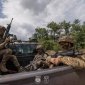 Воины ВСУ в пикапе