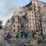 Зруйнований дім у Києві після ракетної атаки Росії 2 липня